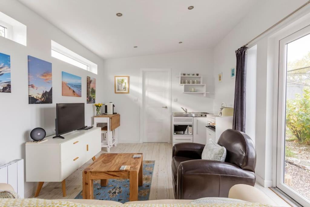 Cosy And Modern 1 Bedroom Garden House - Very Dog Friendly! Tarves Exterior photo